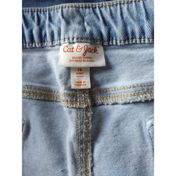 Cat & Jack Boys Light Wash Relaxed Tapered Jeans Size 18 Husky 99% Cotton, NWT. - Picture 3 of 6